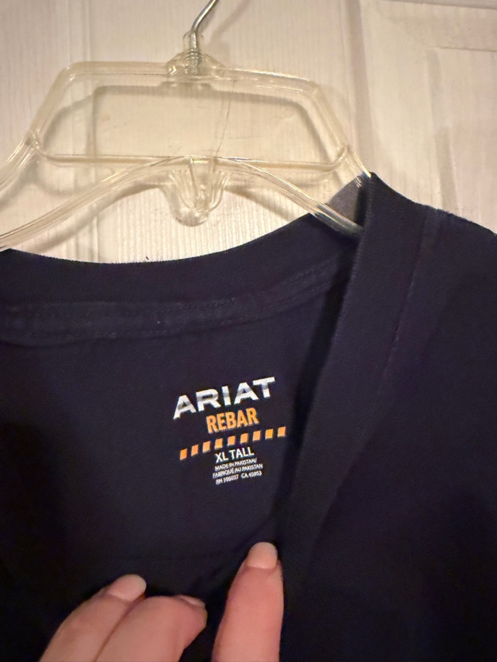 Men’s XLT ariat Tshirt - Picture 2 of 3